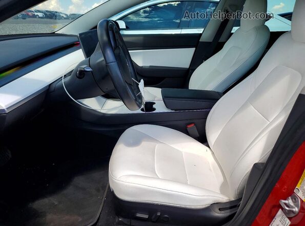 5YJ3E1EB7KF192648 2019 TESLA MODEL Red წინა სალონის ხედი