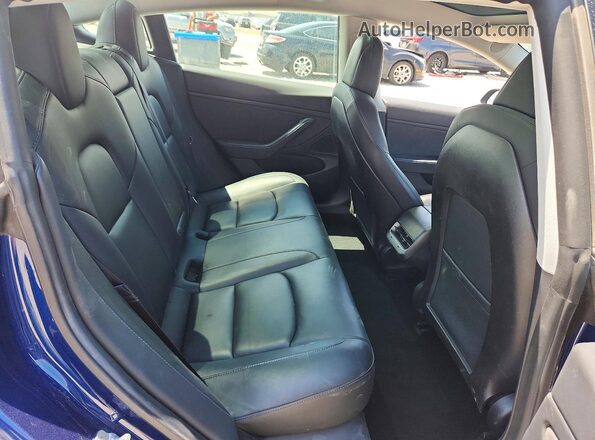 5YJ3E1EB7KF433138 2019 TESLA MODEL Blue Widok tylnych siedzeń