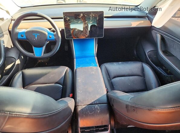5YJ3E1EB7KF465023 2019 TESLA MODEL Blue Dashboard view
