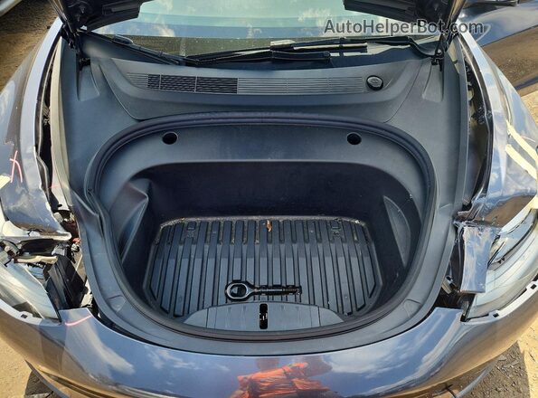 5YJ3E1EB7PF616689 2023 TESLA MODEL Gray უკანა სალონის ხედი