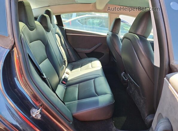 5YJ3E1EB7RF744692 2024 TESLA MODEL Серый Вид задних сидений