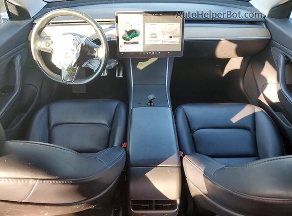 5YJ3E1EB8JF063641 2018 TESLA MODEL Blue Առջևի վահանակի տեսք