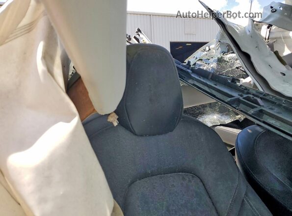 5YJ3E1EB8JF106522 2018 TESLA MODEL White Հետևի նստատեղերի տեսք