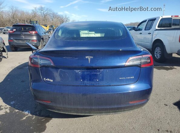 5YJ3E1EB8JF133879 2018 TESLA MODEL Blue Вид ззаду