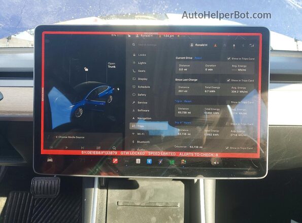 5YJ3E1EB8JF133879 2018 TESLA MODEL Blue Вид щитка приладів