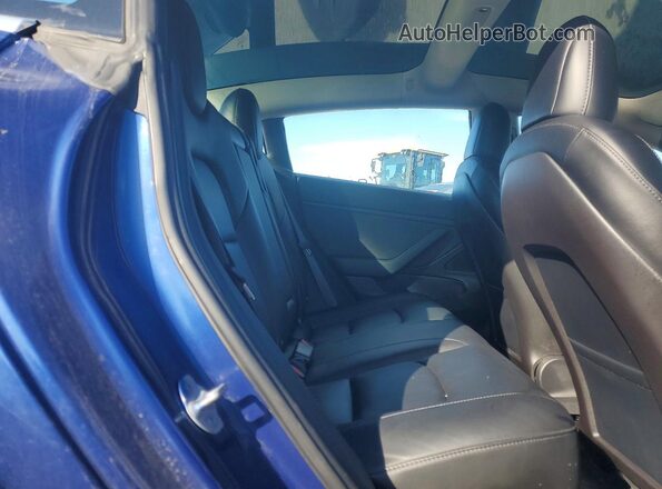 5YJ3E1EB8JF133879 2018 TESLA MODEL Blue Вид задніх сидінь