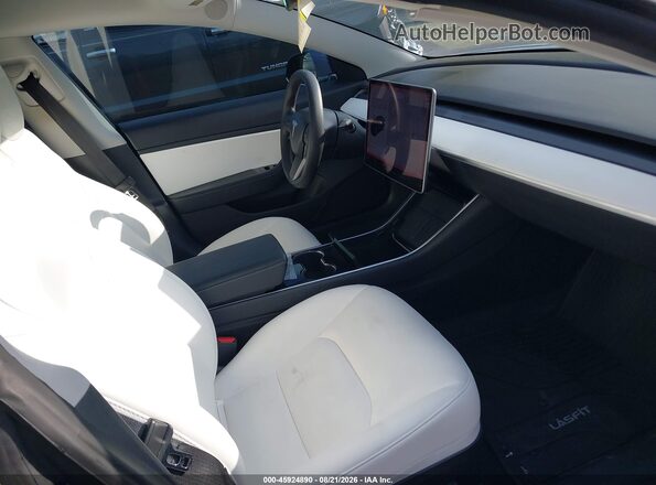 5YJ3E1EB8LF796050 2020 TESLA MODEL 3 Синий Вид салона спереди