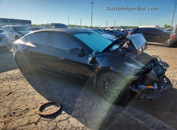 5YJ3E1EB8NF203063 2022 TESLA MODEL Черный Передняя правая четверть