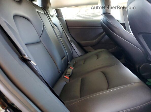 5YJ3E1EB8NF245717 2022 TESLA MODEL Black Rear seats view