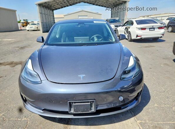 5YJ3E1EB8PF637387 2023 TESLA MODEL Gray Widok z przodu