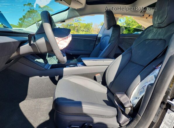 5YJ3E1EB8TF183328 2026 TESLA MODEL Black წინა სალონის ხედი