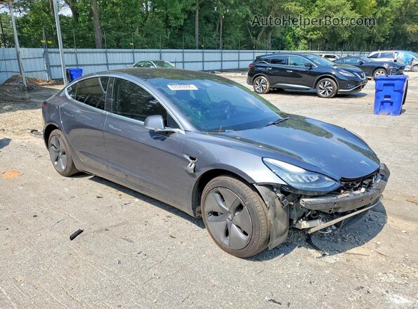 5YJ3E1EB9JF093182 2018 TESLA MODEL Gray Առջևի աջ