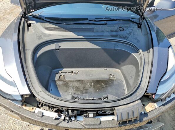5YJ3E1EB9JF093182 2018 TESLA MODEL Gray Սալոնի հետևի տեսք