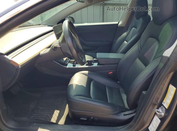 5YJ3E1EB9JF093182 2018 TESLA MODEL Gray Սալոնի դիմացի տեսք