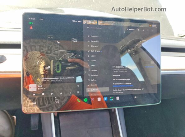 5YJ3E1EB9KF193493 2019 TESLA MODEL Black Vista del cuadro de instrumentos