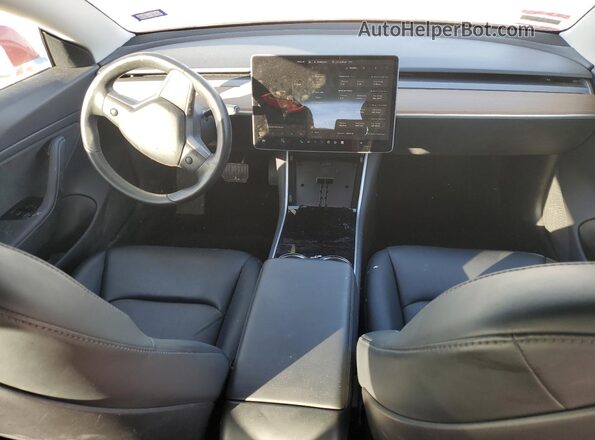 5YJ3E1EB9KF364856 2019 TESLA MODEL Red Առջևի վահանակի տեսք