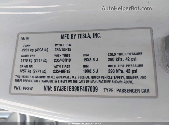 5YJ3E1EB9KF407009 2019 TESLA MODEL 3 White Widok komory silnika