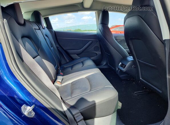 5YJ3E1EB9NF233172 2022 TESLA MODEL Blue Սալոնի հետևի տեսք