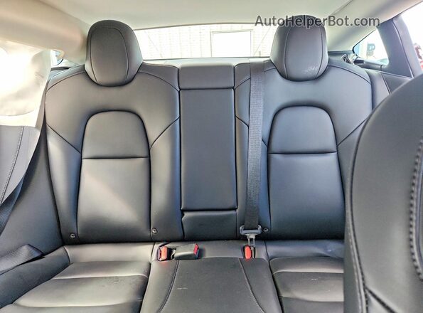 5YJ3E1EB9NF233172 2022 TESLA MODEL Blue Հետևի նստատեղերի տեսք