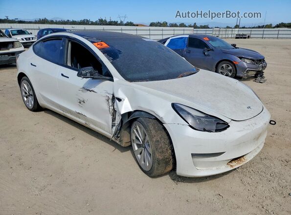 5YJ3E1EB9NF247542 2022 TESLA MODEL White Rear interior view