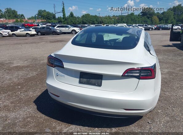 5YJ3E1EB9NF324605 2022 TESLA MODEL 3 White 