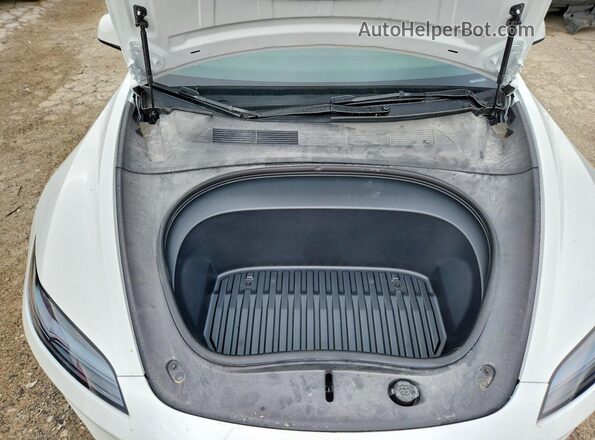 5YJ3E1EB9SF007855 2025 TESLA MODEL Белый Вид задней части салона