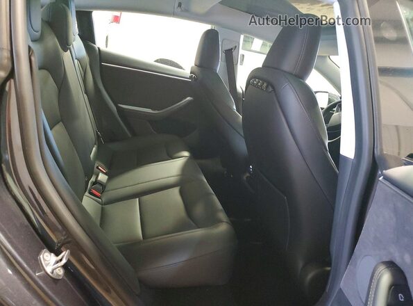 5YJ3E1EB9SF889321 2025 TESLA MODEL Серый Вид задних сидений