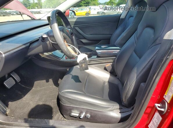 5YJ3E1EBXJF129686 2018 TESLA MODEL Red წინა სალონის ხედი