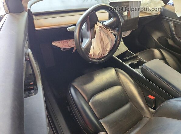 5YJ3E1EBXKF210995 2019 TESLA MODEL Blue Dashboard view