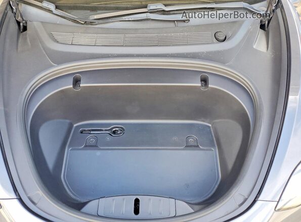 5YJ3E1EBXLF651351 2020 TESLA MODEL Gray Vista interior trasera