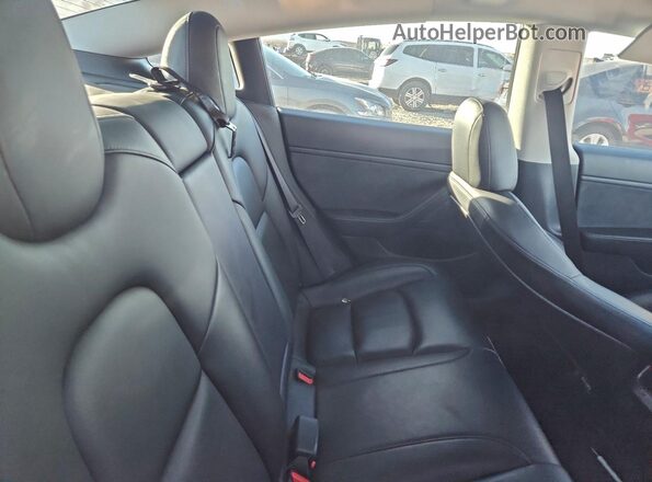5YJ3E1EBXMF836727 2021 TESLA MODEL Gray Vista de los asientos traseros