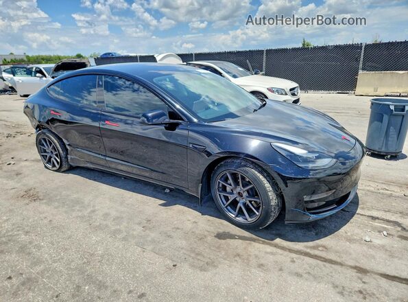 5YJ3E1EBXNF273163 2022 TESLA MODEL Black Przód prawy