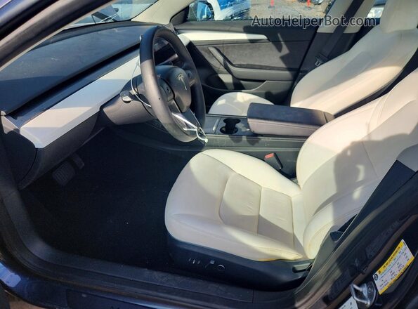 5YJ3E1EBXPF660900 2023 TESLA MODEL Gray წინა სალონის ხედი