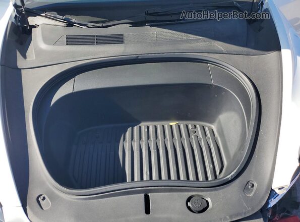 5YJ3E1EBXRF730432 2024 TESLA MODEL Белый Вид подкапотного пространства
