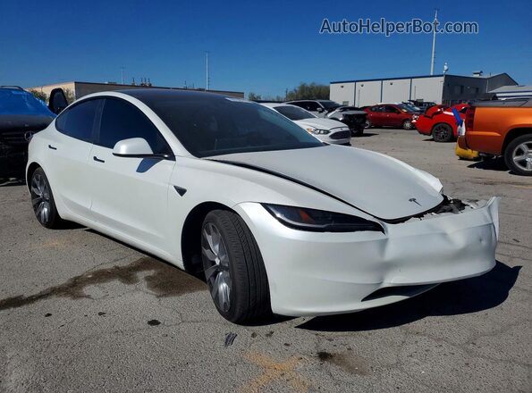 5YJ3E1EBXRF730432 2024 TESLA MODEL Белый Передняя правая четверть