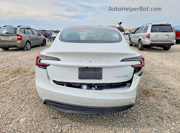 5YJ3E1EBXSF928336 2025 TESLA MODEL White Widok z tyłu