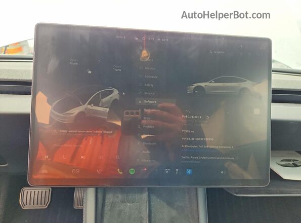 5YJ3E1EBXSF928336 2025 TESLA MODEL White Widok zestawu wskaźników