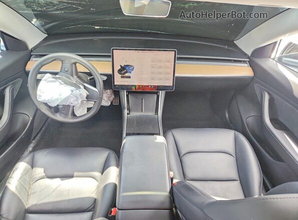 5YJ3E1EC2LF713513 2020 TESLA MODEL Gray Vista del salpicadero