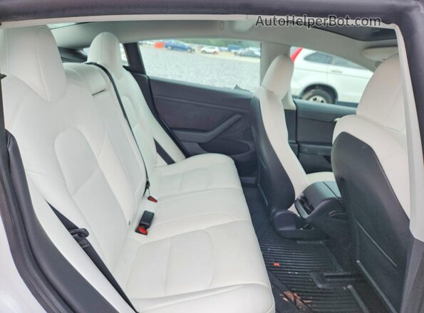 5YJ3E1EC2MF020233 2021 TESLA MODEL White Вид задніх сидінь