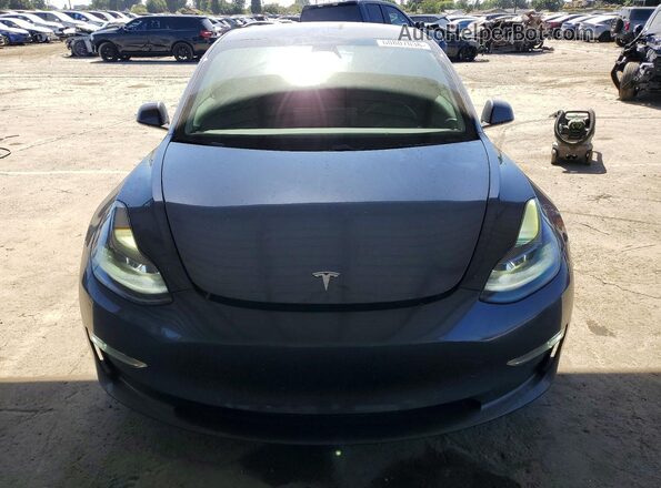 5YJ3E1EC4MF935827 2021 TESLA MODEL Silver Դիմացի տեսք