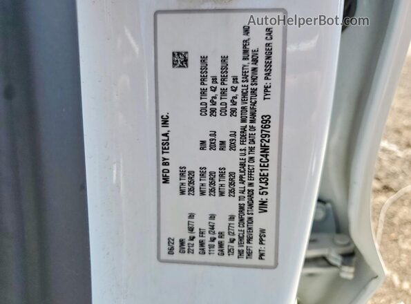 5YJ3E1EC4NF297693 2022 TESLA MODEL White ძრავის განყოფილების ხედი