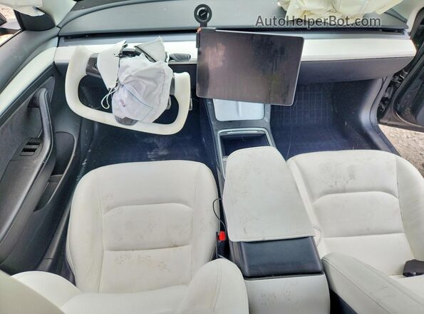 5YJ3E1EC4NF346715 2022 TESLA MODEL Black Vista del salpicadero