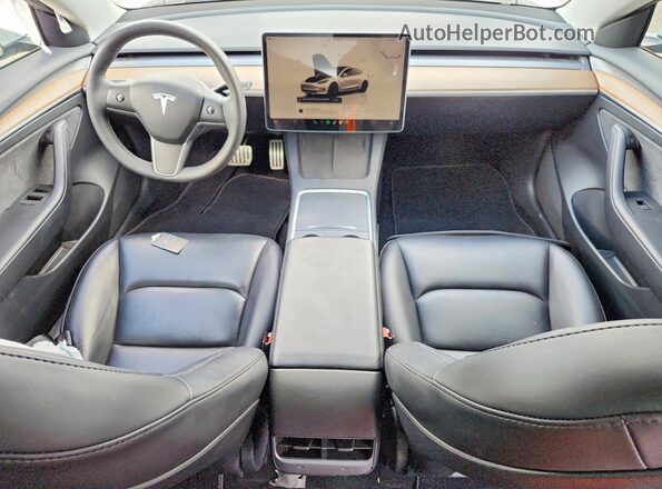 5YJ3E1EC4PF461382 2023 TESLA MODEL White Вид панелі приладів