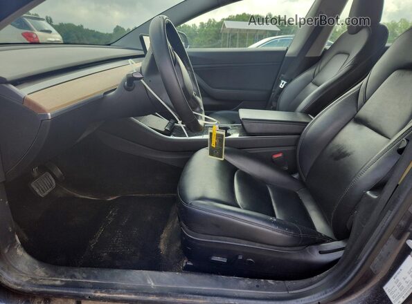 5YJ3E1EC5LF586188 2020 TESLA MODEL 3 Серый Вид салона спереди