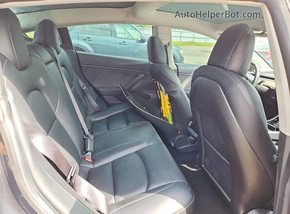 5YJ3E1EC5LF646860 2020 TESLA MODEL Gray Вид задніх сидінь