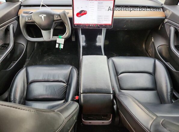 5YJ3E1EC7LF601905 2020 TESLA MODEL Red Dashboard view