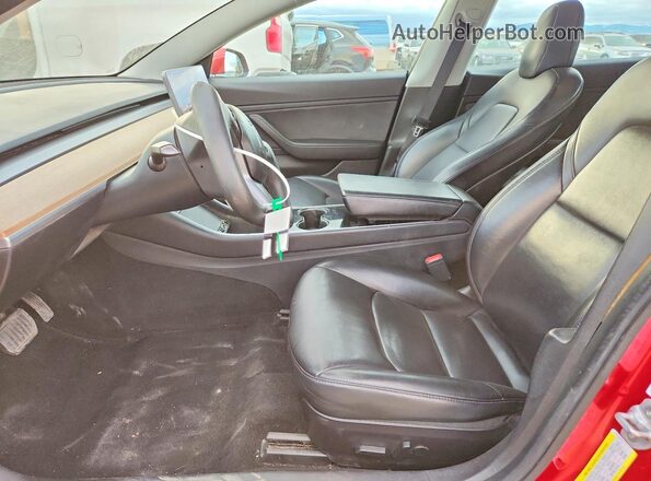 5YJ3E1EC7LF601905 2020 TESLA MODEL Red Front interior view