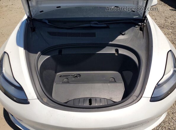 5YJ3E1EC7LF624715 2020 TESLA MODEL White უკანა სალონის ხედი