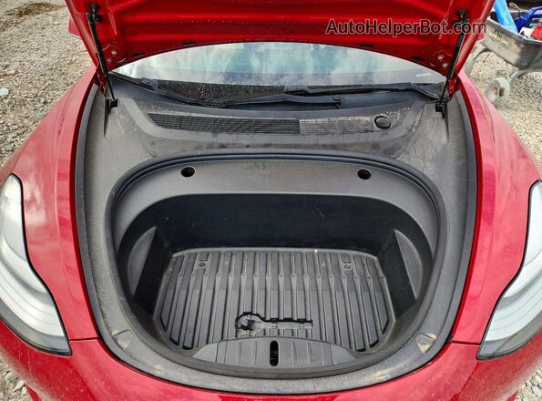 5YJ3E1EC7LF714737 2020 TESLA MODEL Красный Вид задней части салона