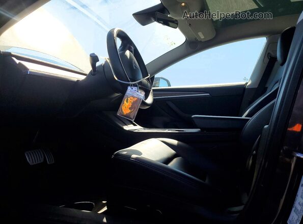 5YJ3E1EC8MF093669 2021 TESLA MODEL Black წინა სალონის ხედი